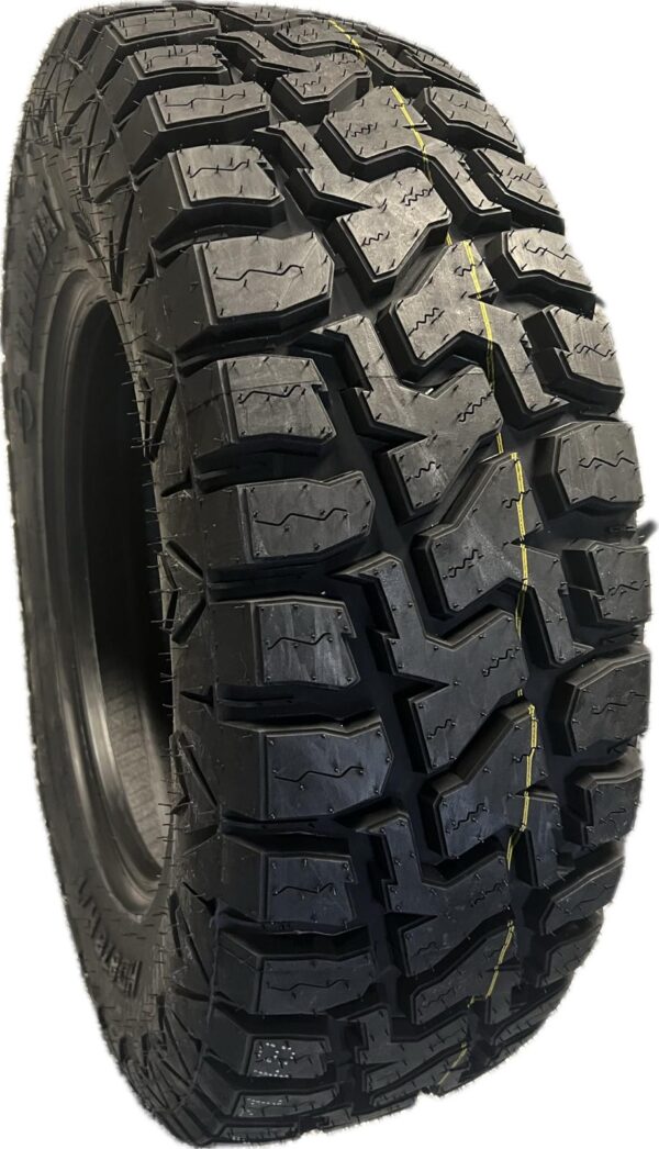 LT265/70R17 HAIDA HD878 R/T